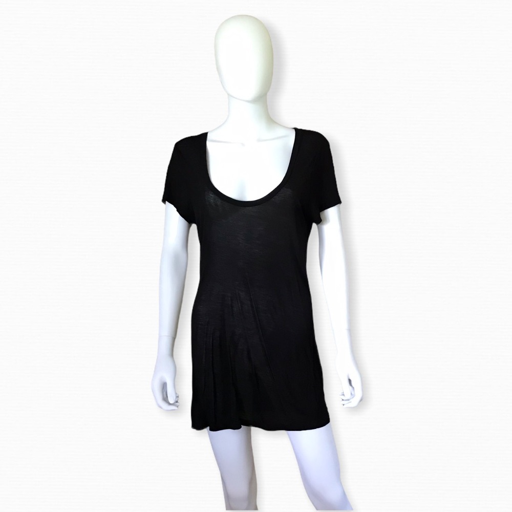 LAmade Black Short Sleeve Back Seam Tee, M